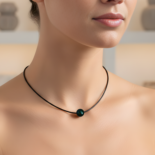 Noir – Schwarze Tahiti-Perle 9–10 mm auf Ziegenleder | 925 Silber