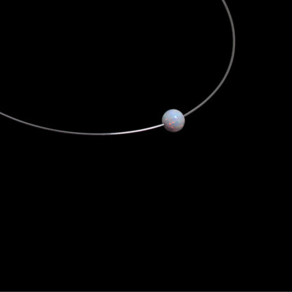 Omega Halskette mit weißem Opal (8 mm, AAA-Qualität) – 925 Silber, weiß rhodiniert | Licht & Harmonie