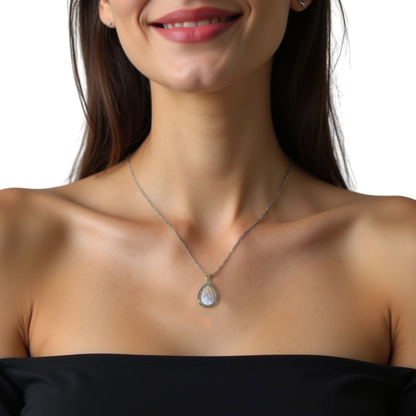 Edellis Tropfen-Halskette mit Weißem oder Blauem Opal – 925 Sterling Silber, Vergoldet oder Rhodiniert