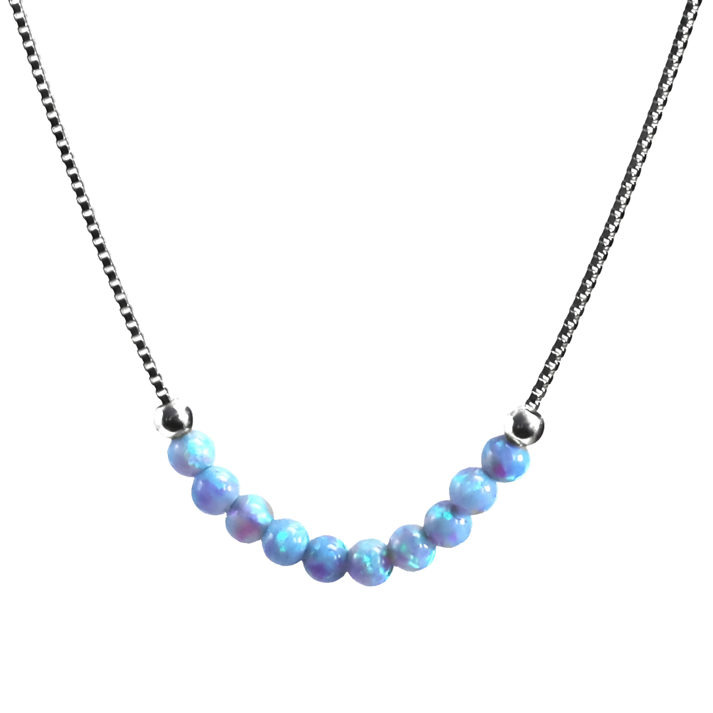 Edellis Opal-Perlenhalskette in rhodiniertem 925 Silber – 10 hellblaue 3 mm Opale, Frontansicht auf weiß