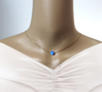 Edellis Halskette Mit Blauem Opal 8 mm, 14 Karat Gold...